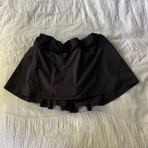 Lululemon pleated back speed skirt